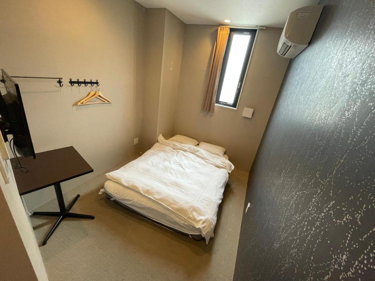 Dot Hostel Hangout Osaka Dış mekan fotoğraf